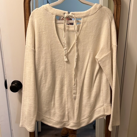 Fuzzy sweatshirt - Picture 2 of 2